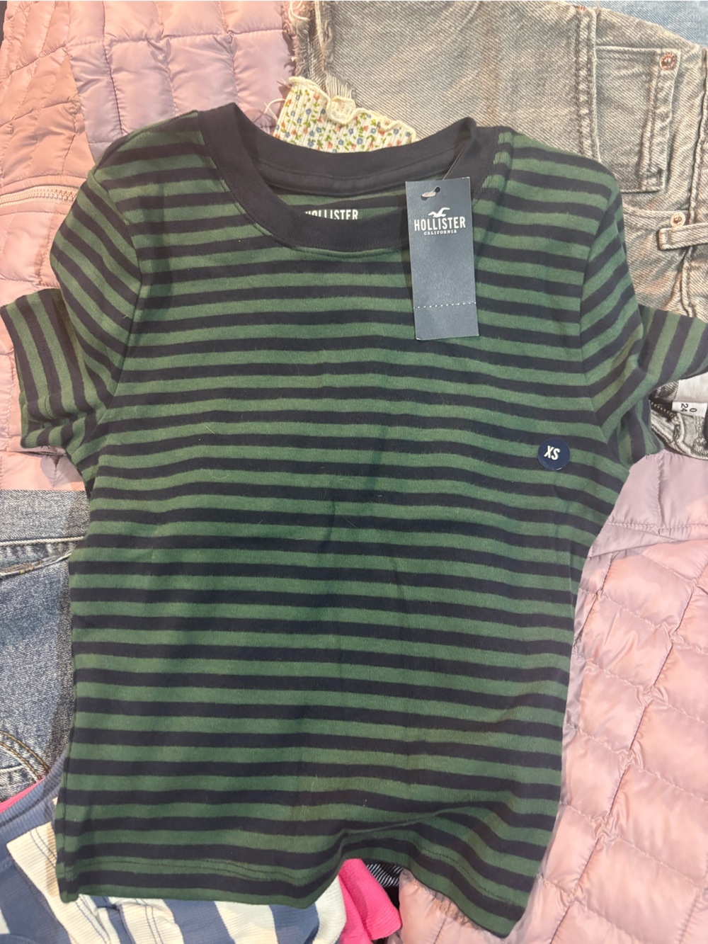 hollister stripped baby tee (xs)
